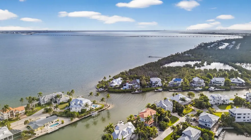 1480 Angel Drive Sanibel FL 33957