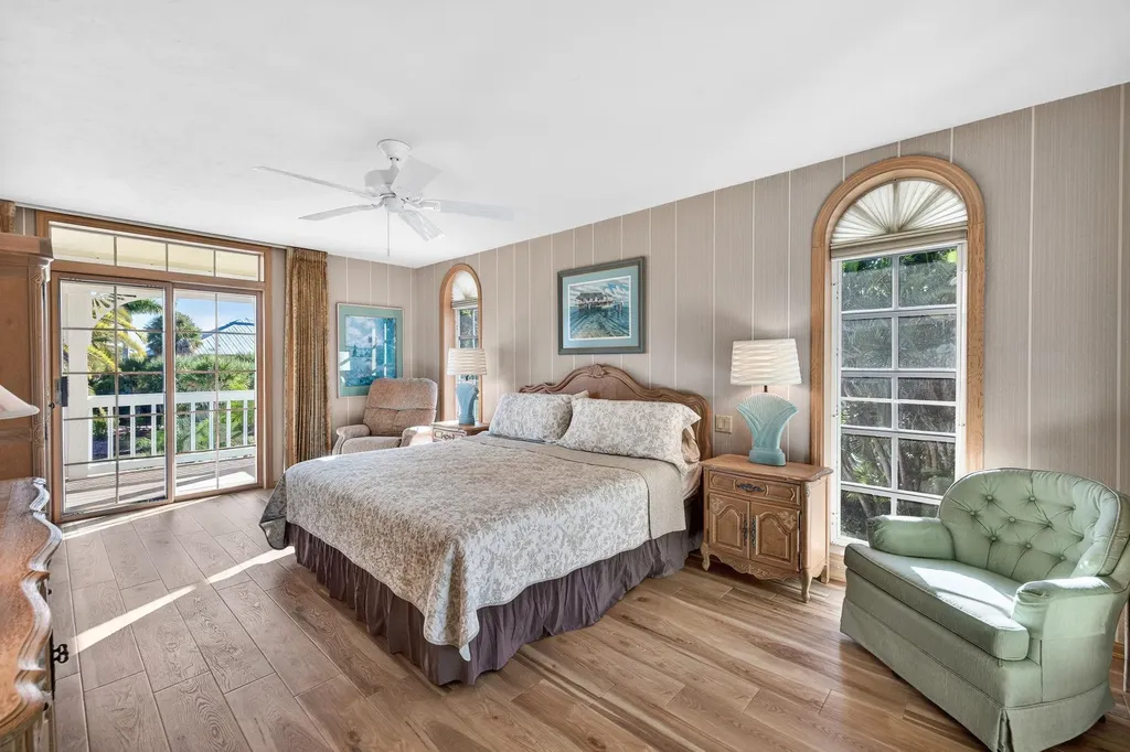 1422 Sanderling Circle Sanibel FL 33957