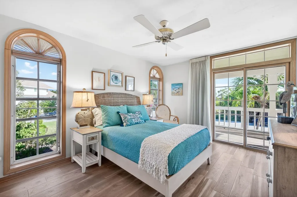 1422 Sanderling Circle Sanibel FL 33957