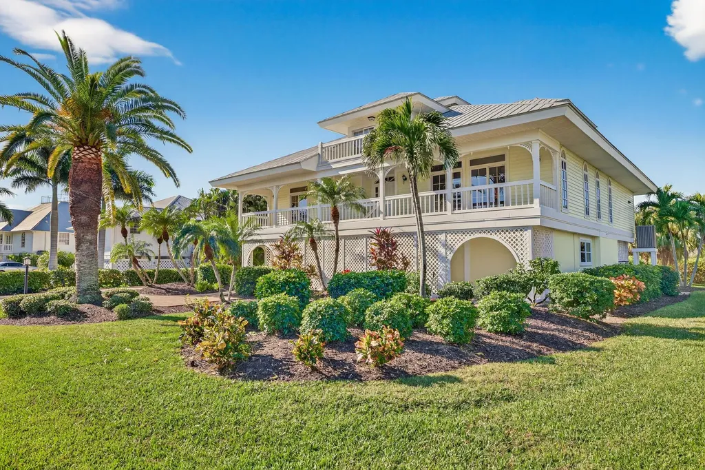 1422 Sanderling Circle Sanibel FL 33957