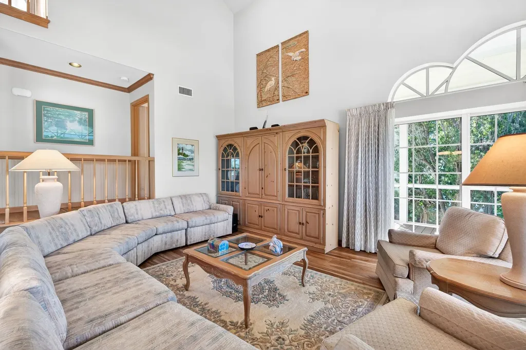 1422 Sanderling Circle Sanibel FL 33957