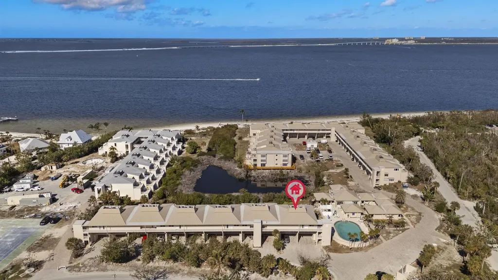 200 Periwinkle Way Sanibel FL 33957