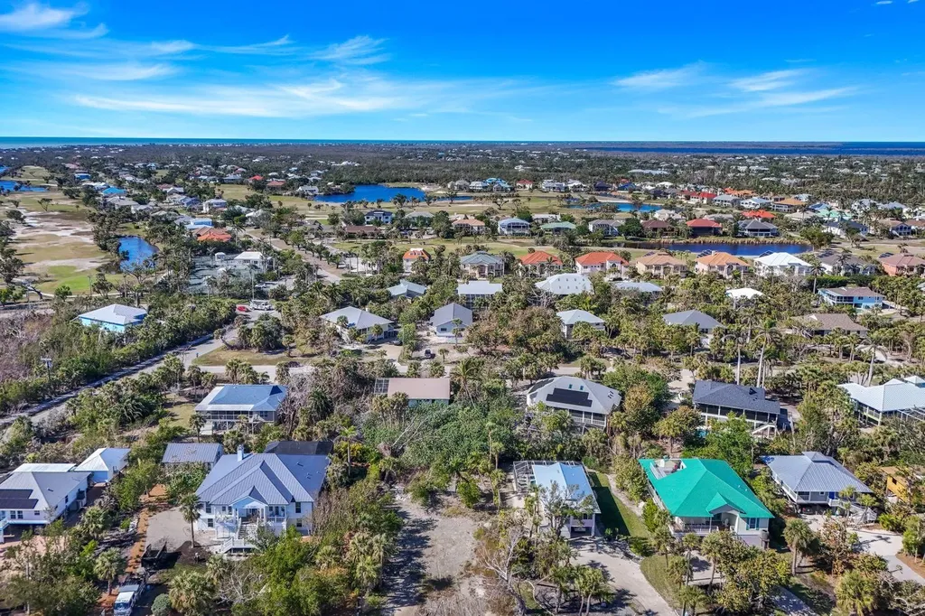 651 Donax Street Sanibel FL 33957