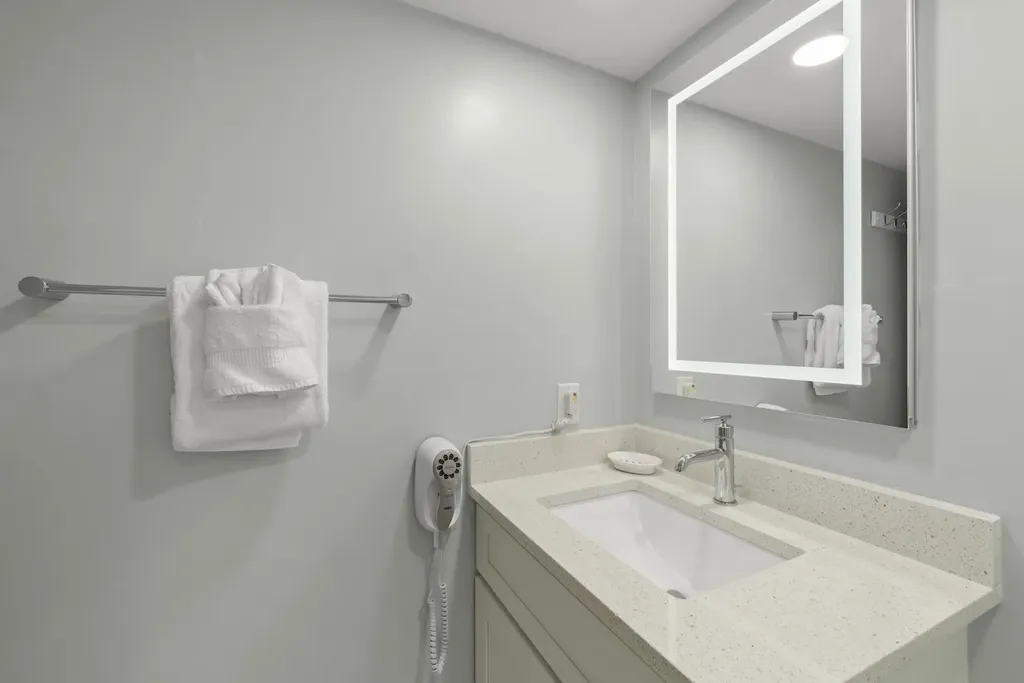 845 E Gulf Drive Sanibel FL 33957