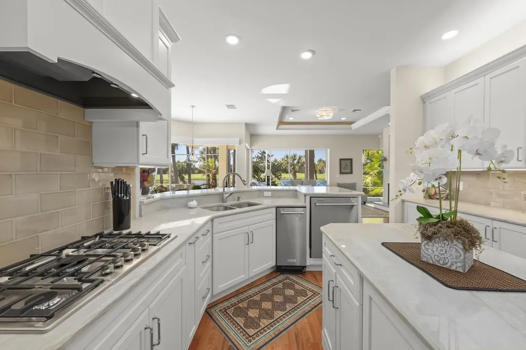 2417 Wulfert Road Sanibel FL 33957