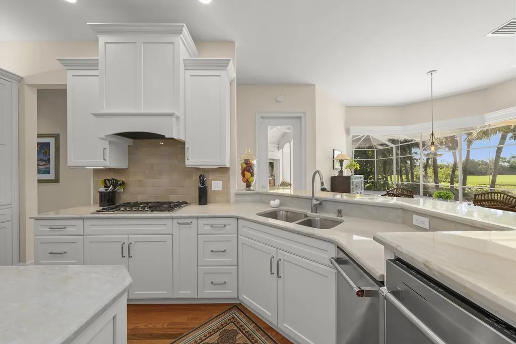 2417 Wulfert Road Sanibel FL 33957