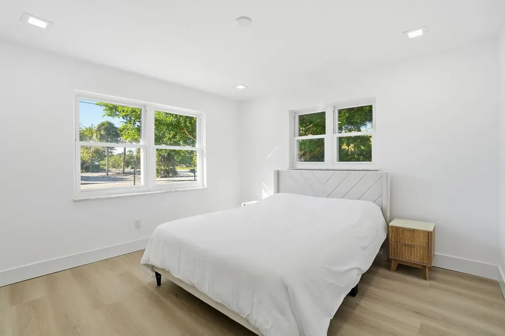 1040 Kings Crown Drive Sanibel FL 33957-0000