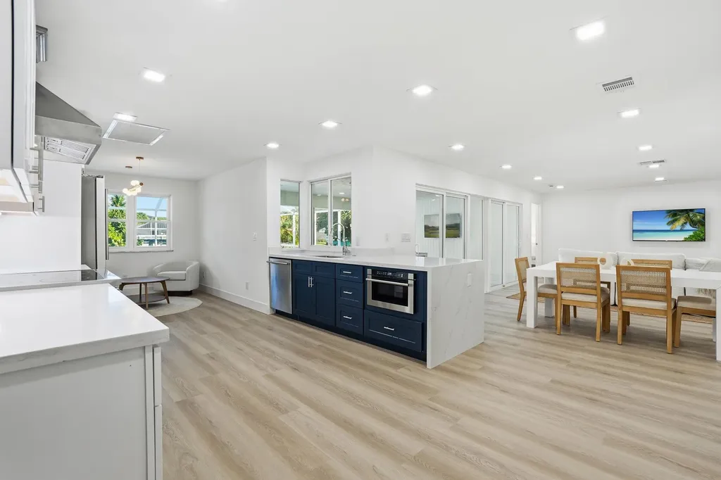 1040 Kings Crown Drive Sanibel FL 33957-0000