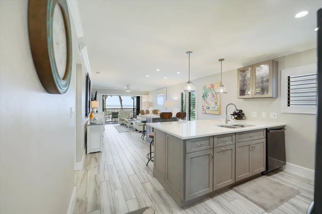 1403 Beach Cottages Captiva FL 33924