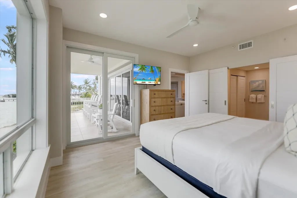 1255 S Seas Plantation Road Captiva FL 33924