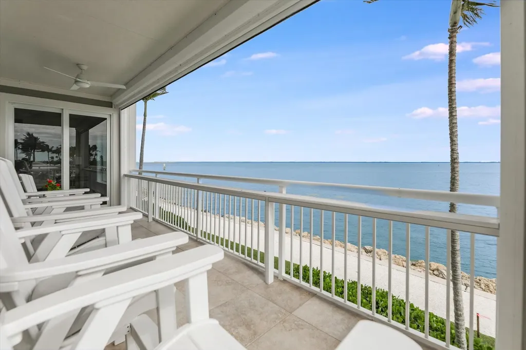 1255 S Seas Plantation Road Captiva FL 33924