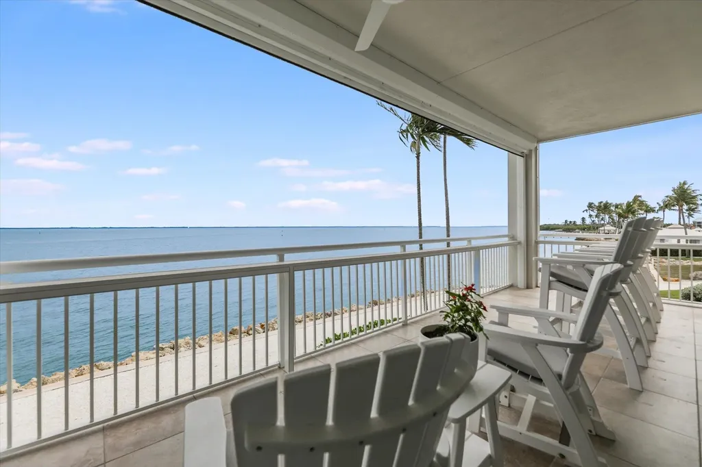 1255 S Seas Plantation Road Captiva FL 33924