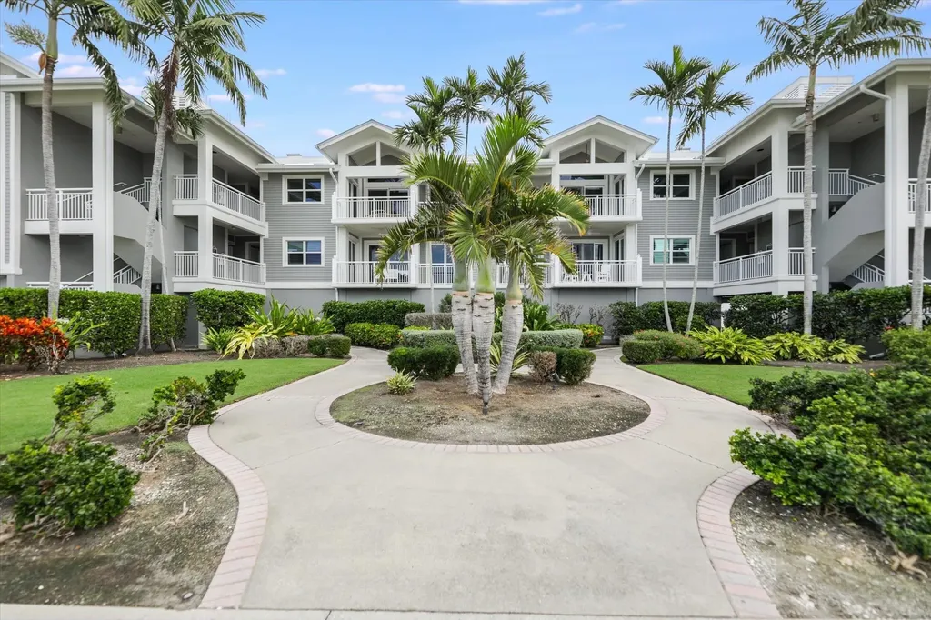 1255 S Seas Plantation Road Captiva FL 33924