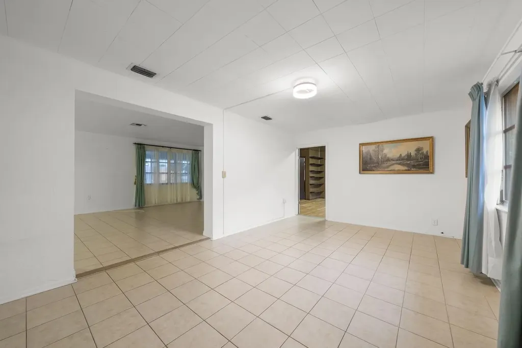 2285 Sunrise Boulevard Fort Myers FL 33907