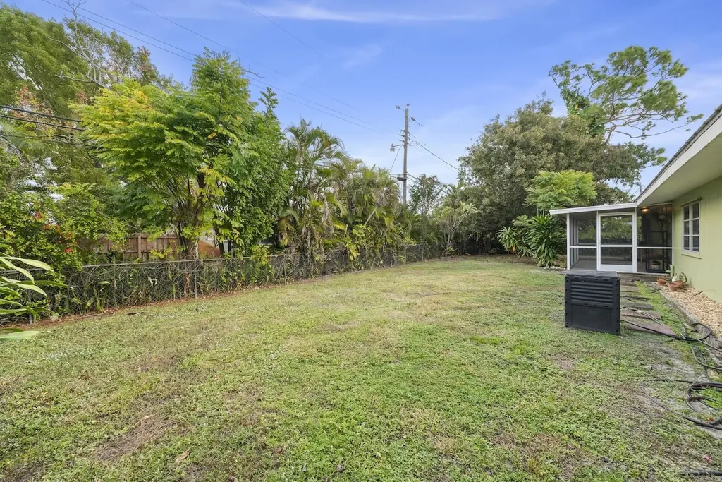 2285 Sunrise Boulevard Fort Myers FL 33907