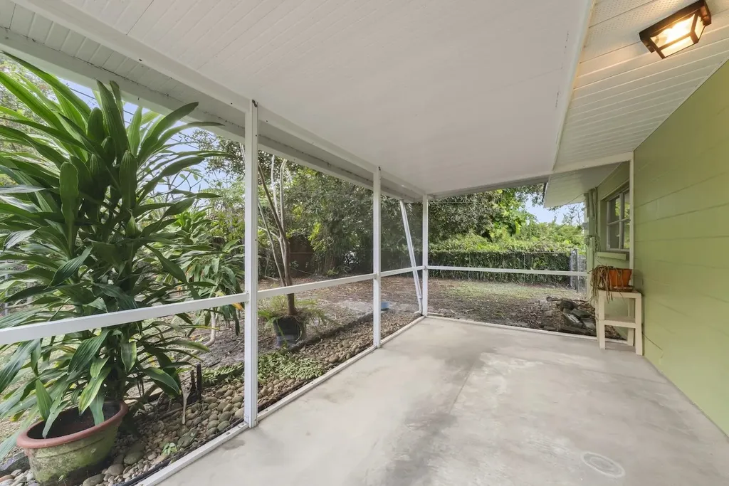 2285 Sunrise Boulevard Fort Myers FL 33907