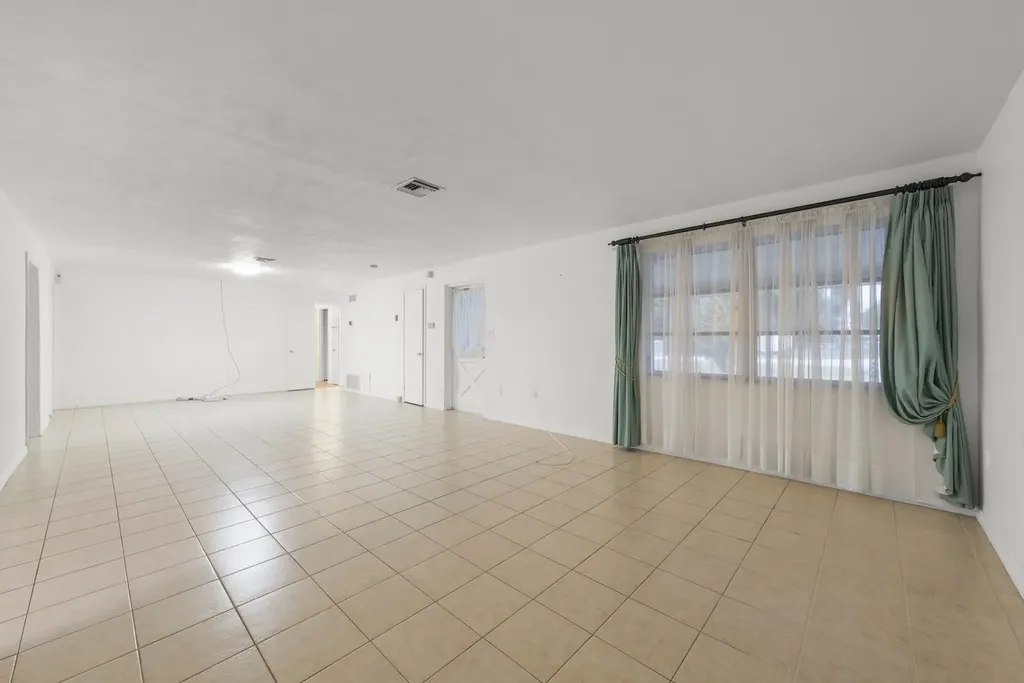 2285 Sunrise Boulevard Fort Myers FL 33907