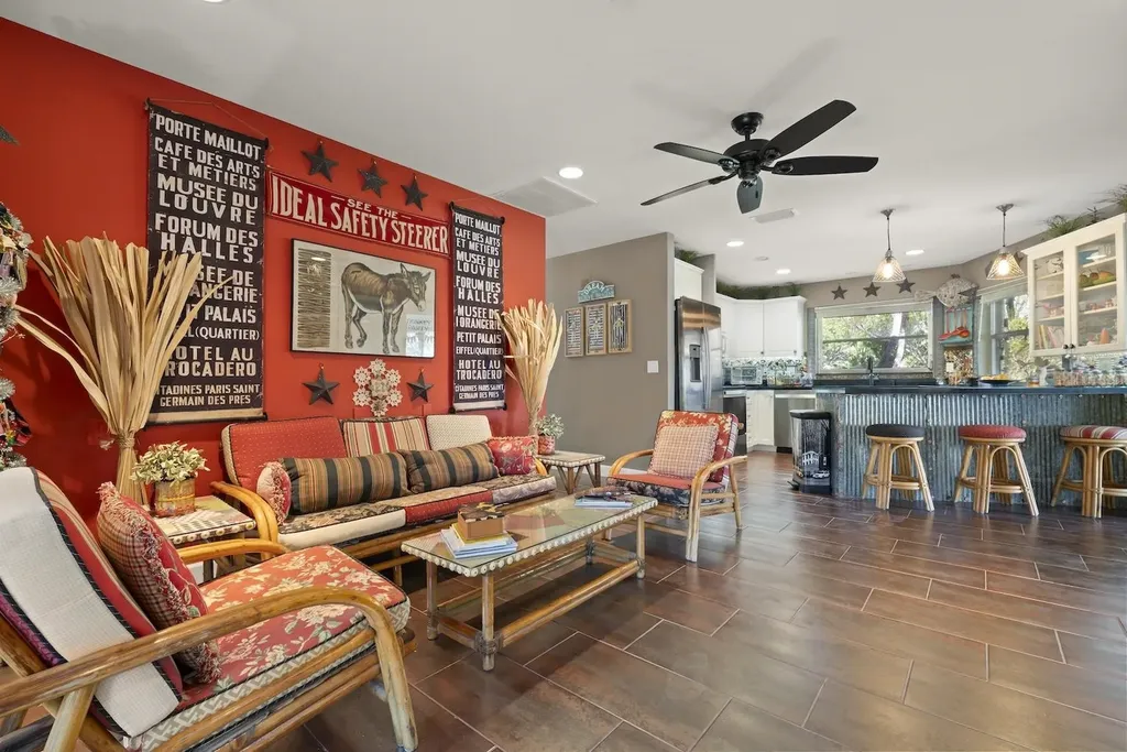 6076 Castaways Lane Sanibel FL 33957