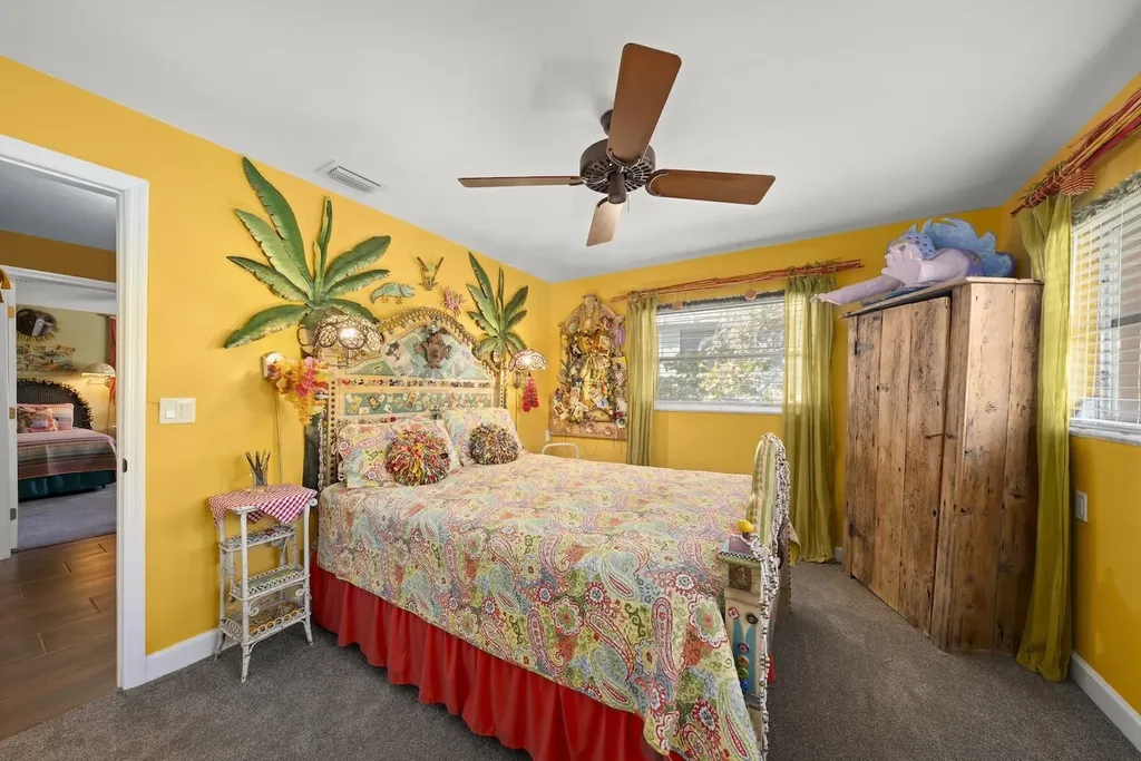 6076 Castaways Lane Sanibel FL 33957