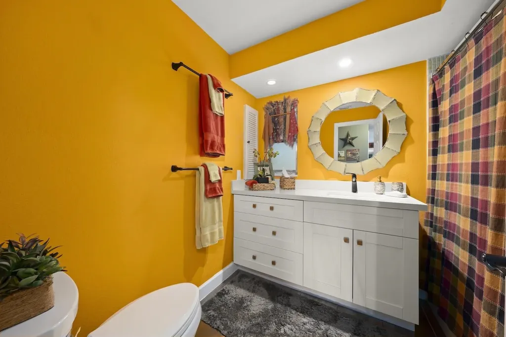 6076 Castaways Lane Sanibel FL 33957