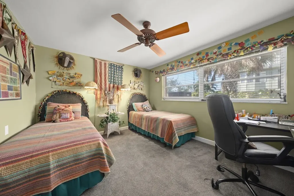 6076 Castaways Lane Sanibel FL 33957