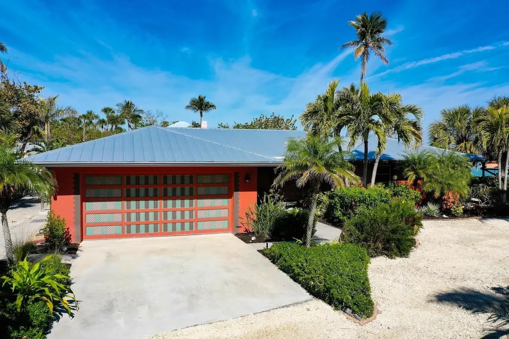 6076 Castaways Lane Sanibel FL 33957