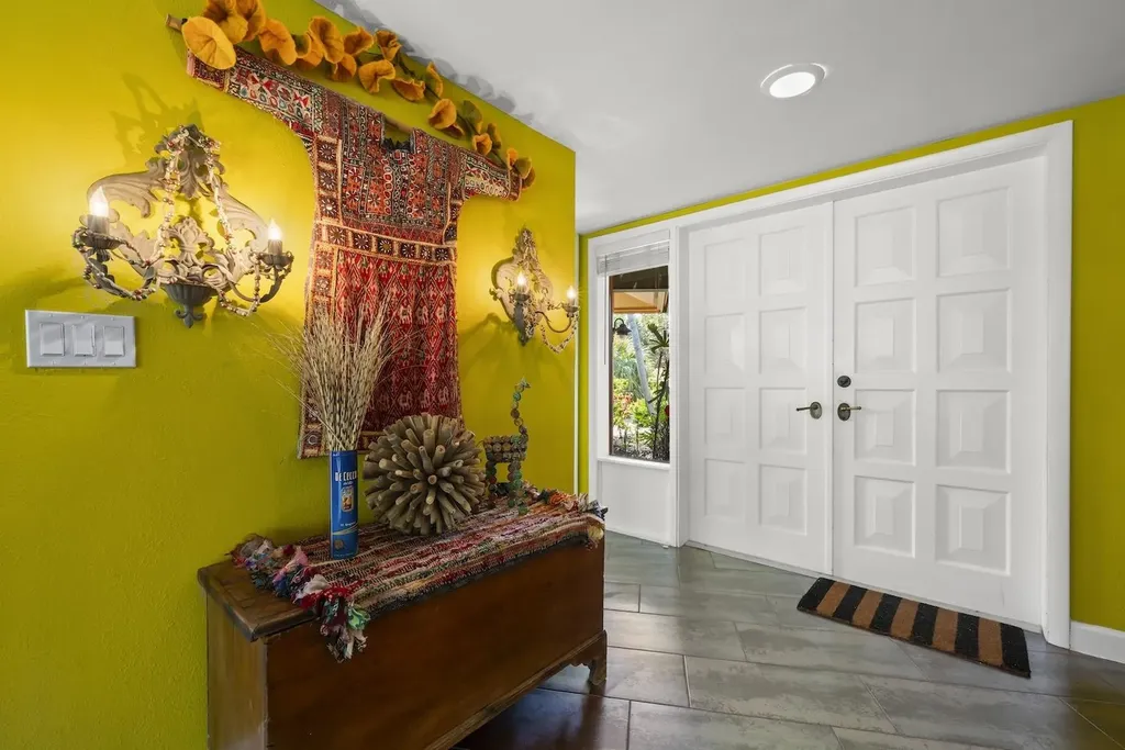 6076 Castaways Lane Sanibel FL 33957