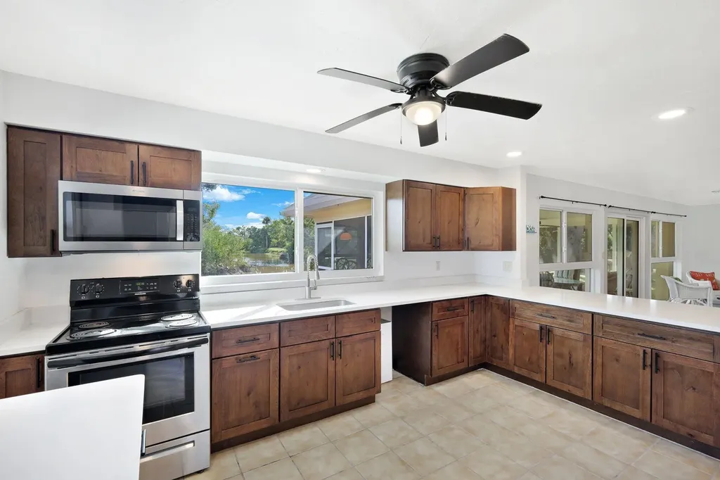 4619 Rue Bayou Sanibel FL 33957