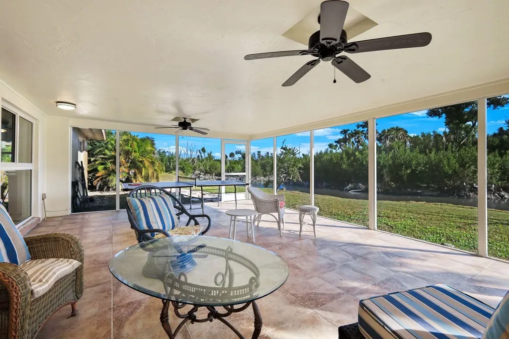 4619 Rue Bayou Sanibel FL 33957
