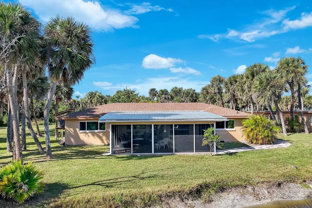4619 Rue Bayou Sanibel FL 33957