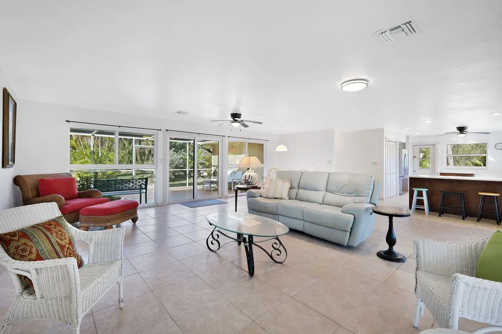 4619 Rue Bayou Sanibel FL 33957