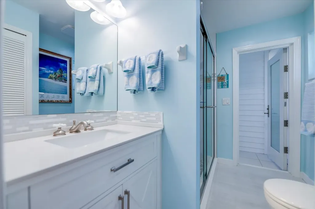 693 Emeril Court Sanibel FL 33957