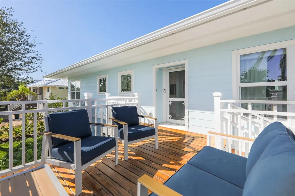 693 Emeril Court Sanibel FL 33957