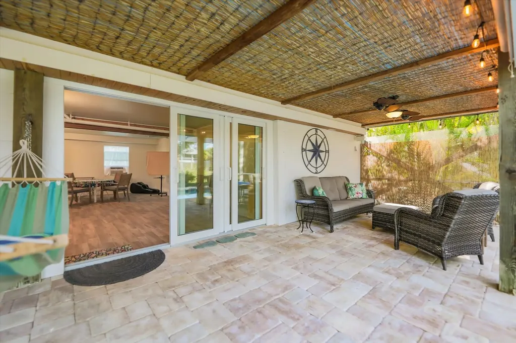 693 Emeril Court Sanibel FL 33957