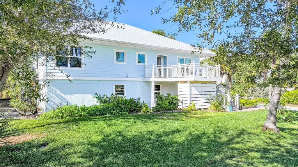 693 Emeril Court Sanibel FL 33957