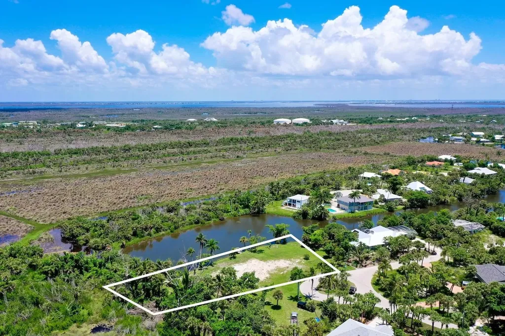 4037 Coquina Drive Sanibel FL 33957