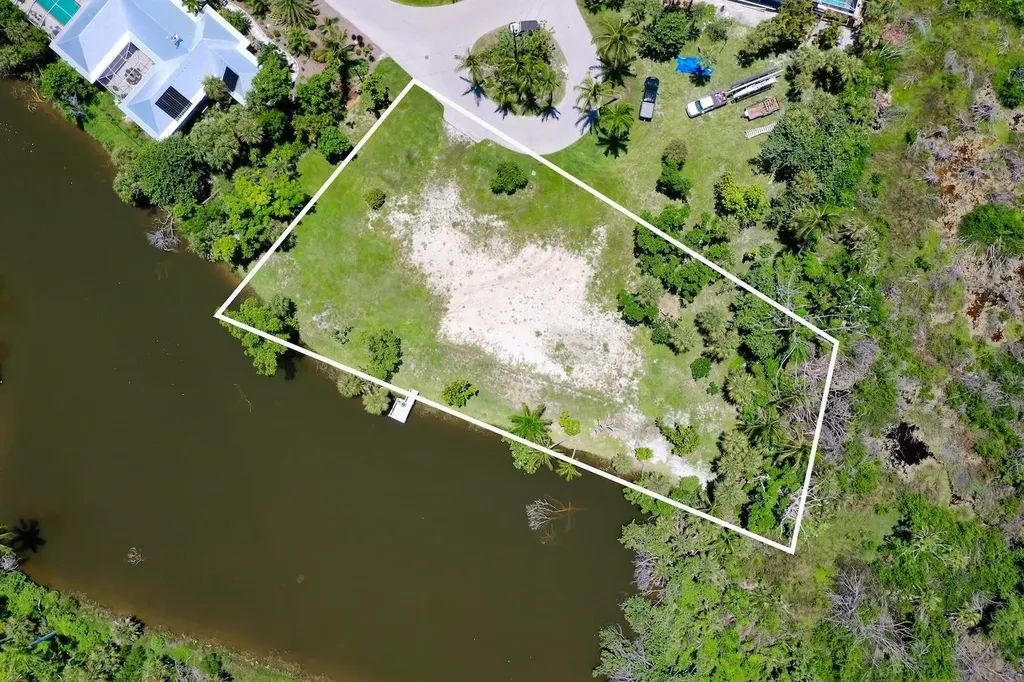 4037 Coquina Drive Sanibel FL 33957