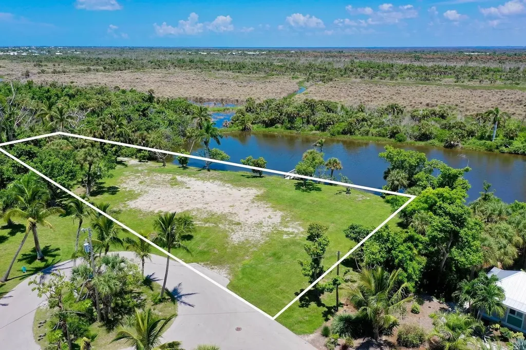 4037 Coquina Drive Sanibel FL 33957