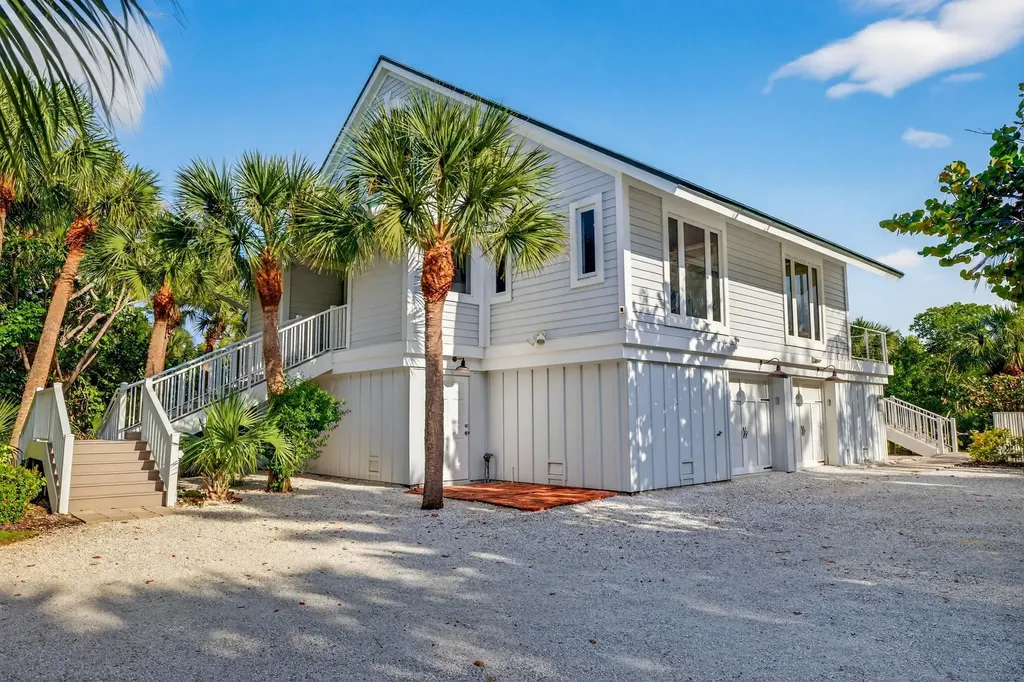 699 Anchor Drive Sanibel FL 33957