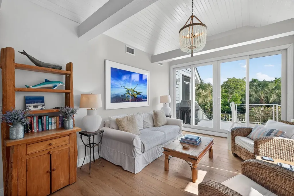 699 Anchor Drive Sanibel FL 33957