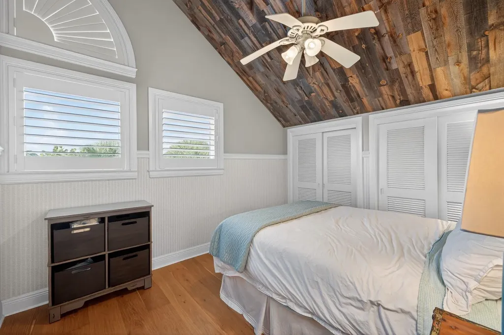 699 Anchor Drive Sanibel FL 33957