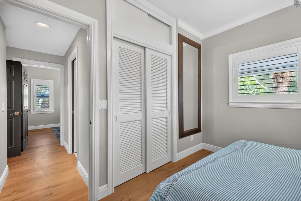 699 Anchor Drive Sanibel FL 33957