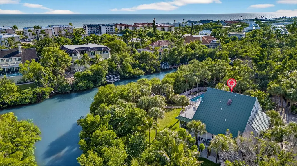 699 Anchor Drive Sanibel FL 33957