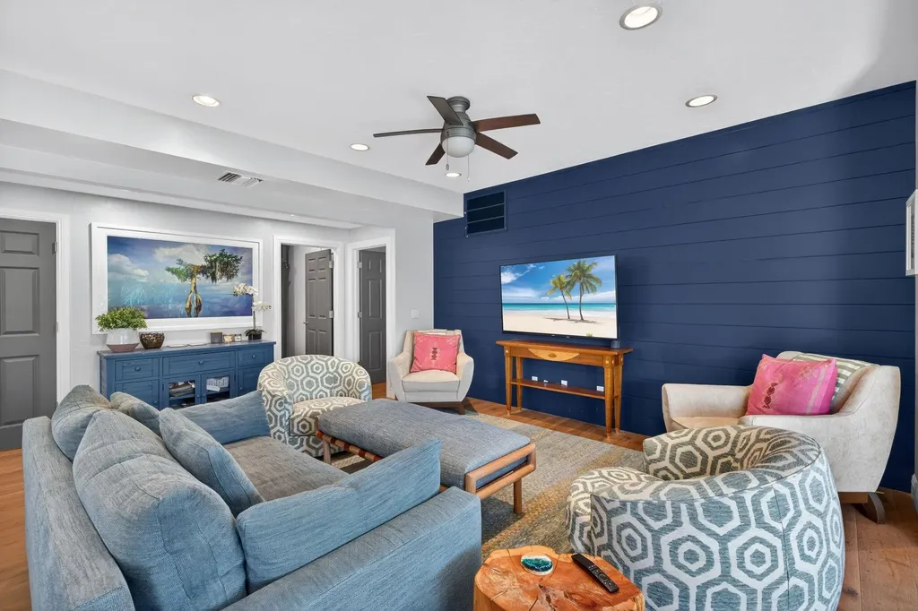 699 Anchor Drive Sanibel FL 33957