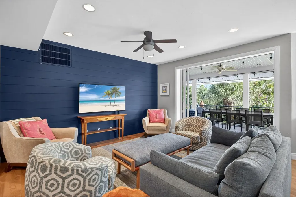 699 Anchor Drive Sanibel FL 33957