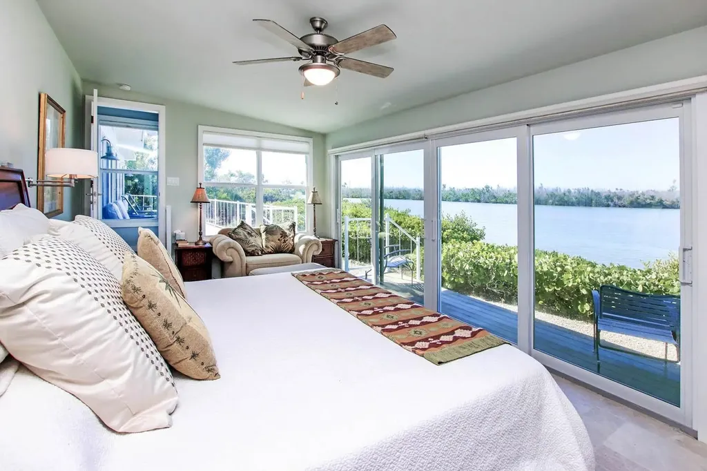 2667 Coconut Drive Sanibel FL 33957