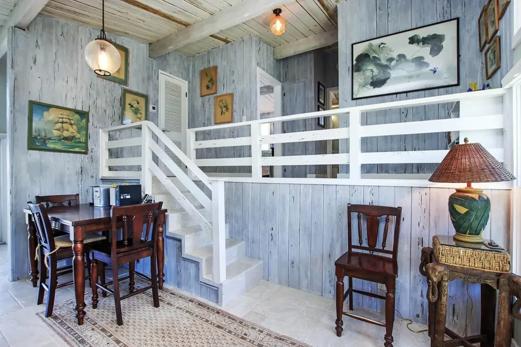 2667 Coconut Drive Sanibel FL 33957