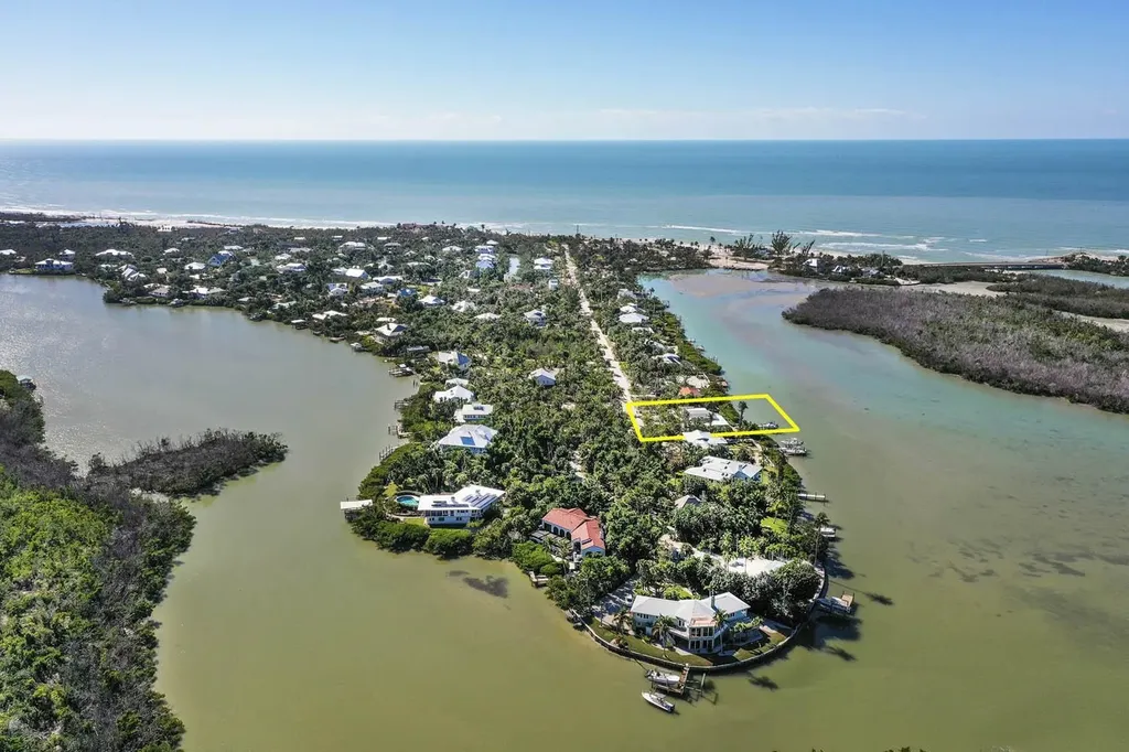 2667 Coconut Drive Sanibel FL 33957