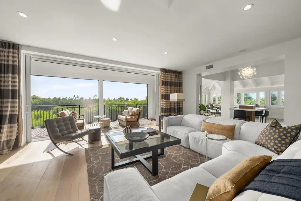 5145 Joewood Drive Sanibel FL 33957