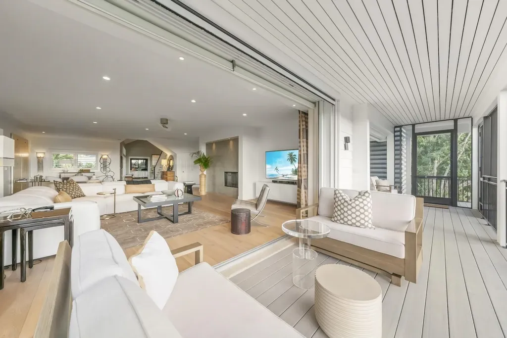 5145 Joewood Drive Sanibel FL 33957